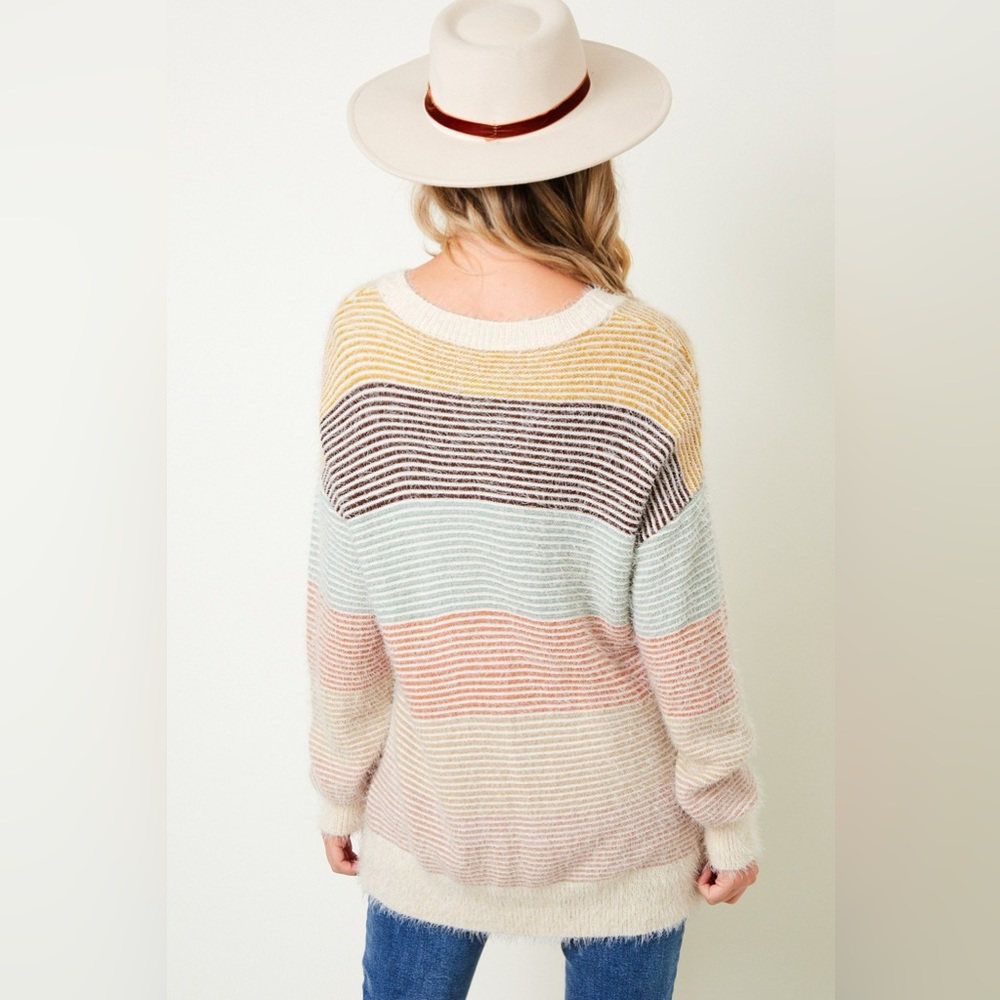 #20 CLOSEOUT SALE! Beautiful Color Block striped cozy sweater NWT - Picture 7 of 7